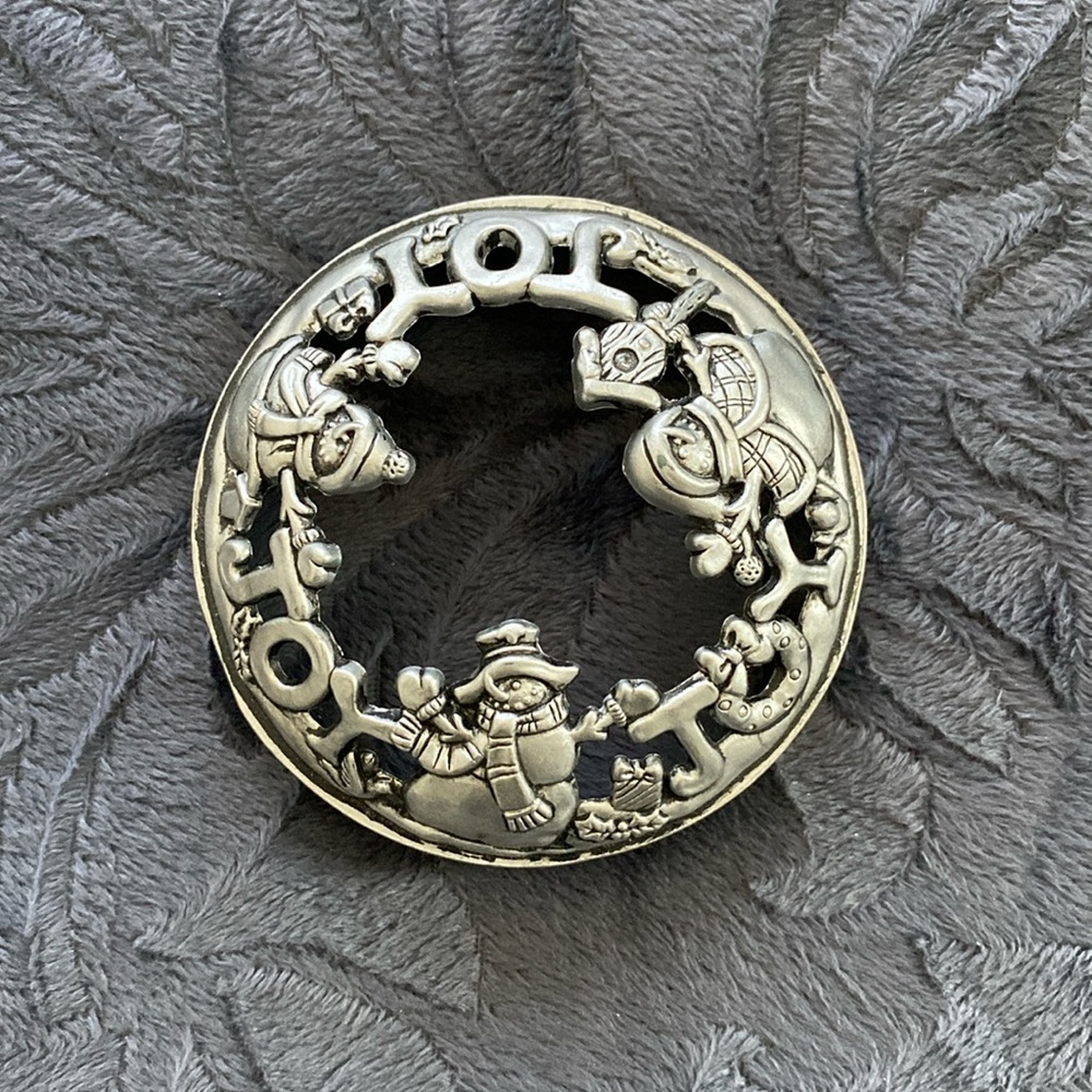 Never Used Yankee Candle Decorative Cover